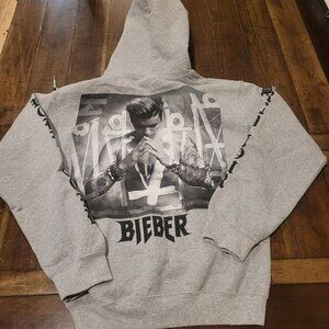 Justin Bieber Grey World Tour Graphic Hoodie Sweatshirt size S